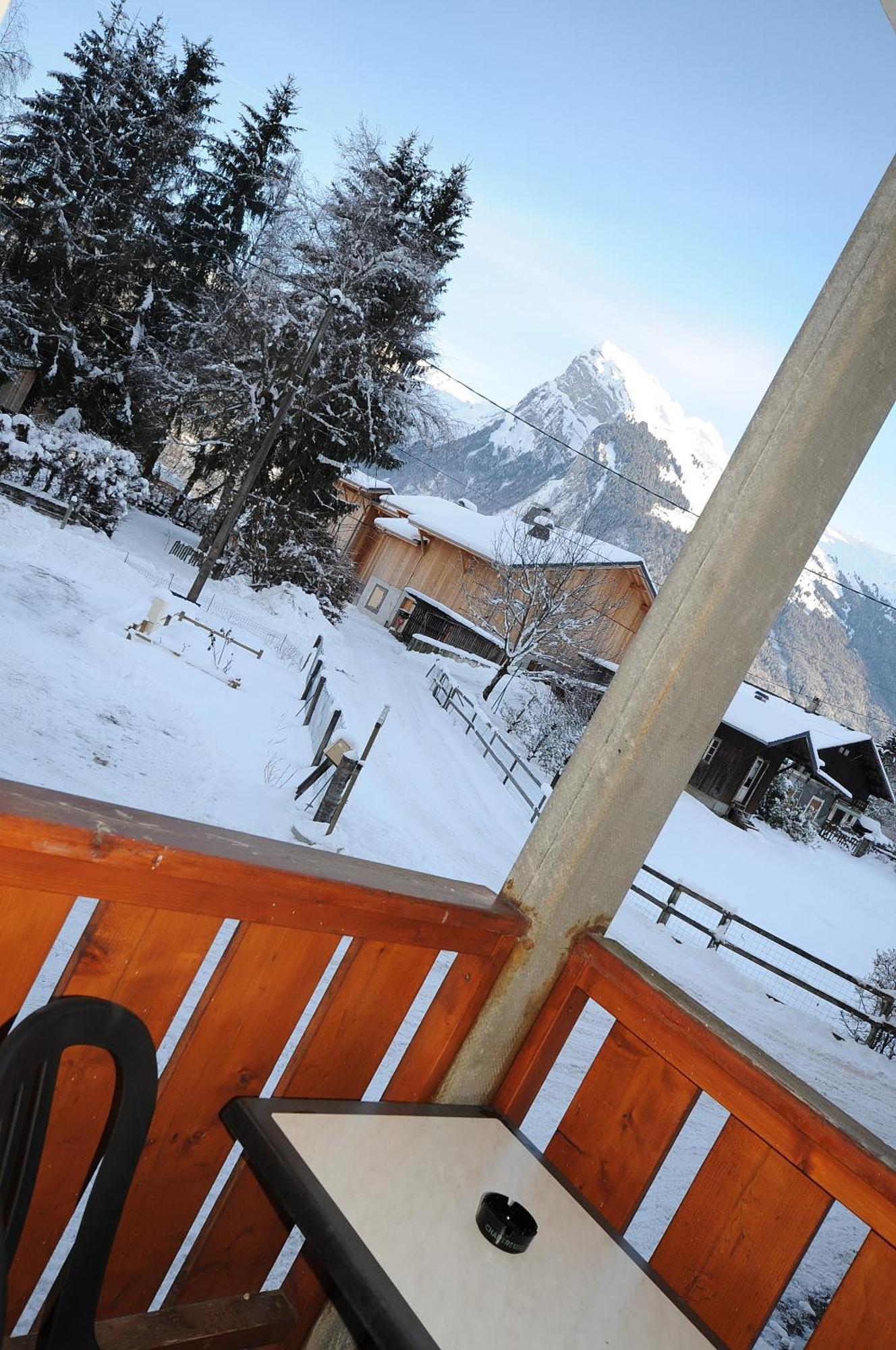 ホテル La Boule De Neige サモエンヌ エクステリア 写真